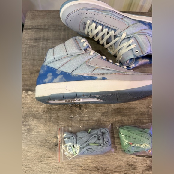 Jordan High-Top Sneakers - Light Blue and Gray - Picture 4 of 9